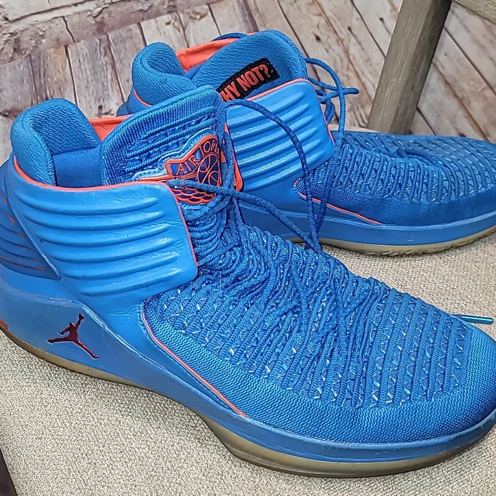 Jordan bold blue